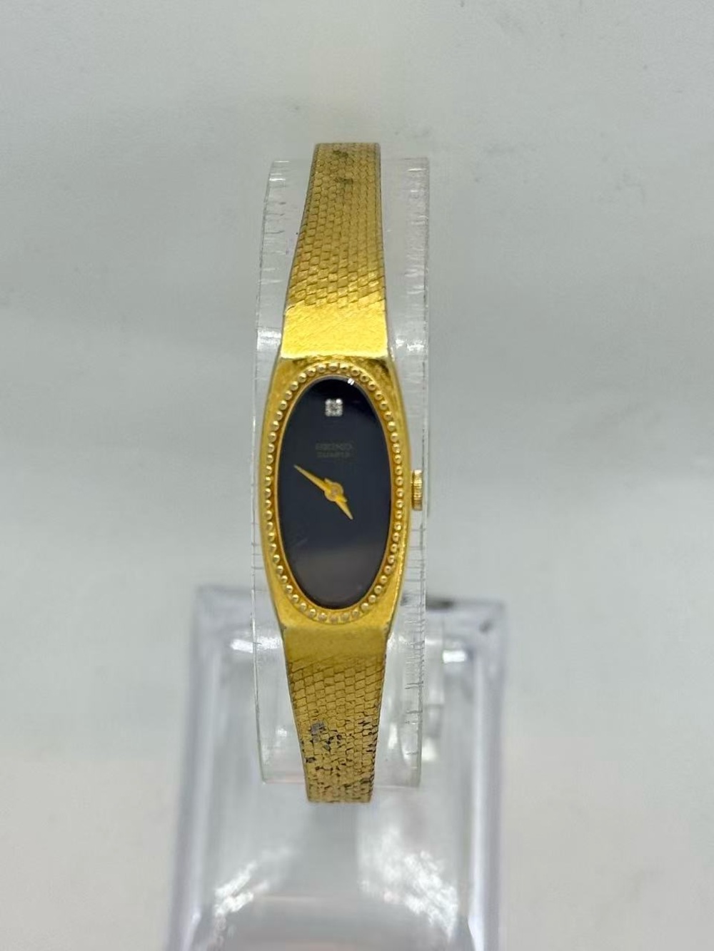 Vintage Seiko Women Quartz Gold Tone Watch 13mm Black Oval Dial New Battery Runs